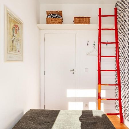 Joivy Chic 2Br Apt In Bairro Alto, 2Mins To Sao Pedro De Alcantara Viewpoint Lisboa Eksteriør bilde
