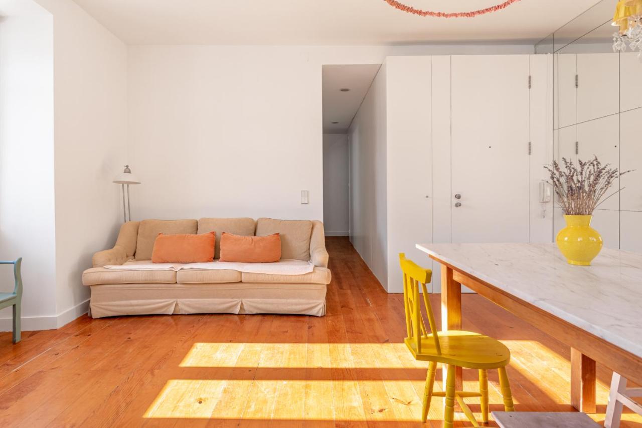 Joivy Chic 2Br Apt In Bairro Alto, 2Mins To Sao Pedro De Alcantara Viewpoint Lisboa Eksteriør bilde