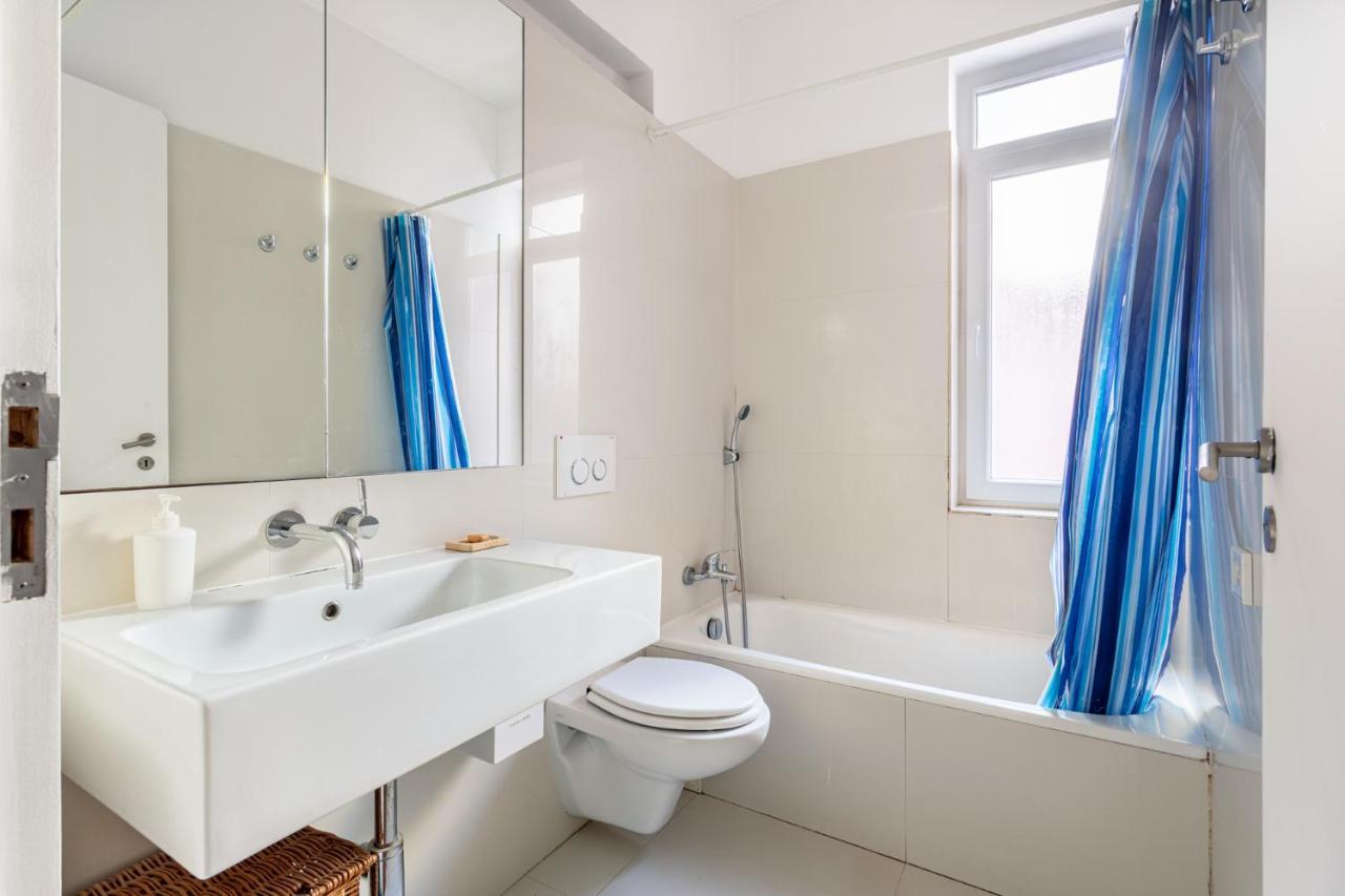 Joivy Chic 2Br Apt In Bairro Alto, 2Mins To Sao Pedro De Alcantara Viewpoint Lisboa Eksteriør bilde