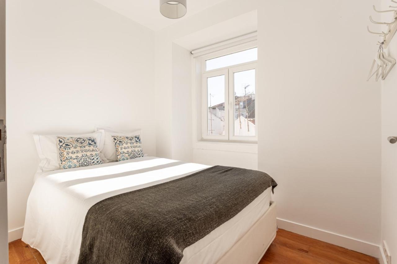Joivy Chic 2Br Apt In Bairro Alto, 2Mins To Sao Pedro De Alcantara Viewpoint Lisboa Eksteriør bilde