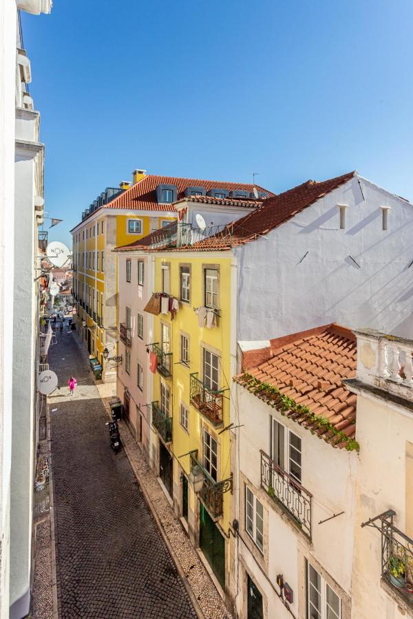 Joivy Chic 2Br Apt In Bairro Alto, 2Mins To Sao Pedro De Alcantara Viewpoint Lisboa Eksteriør bilde